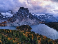 Lasy, Kanada, Mount Assiniboine, Jezioro Magog, Góry Skaliste, Alberta, Jeziora